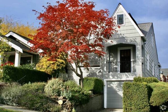 Building Photo - 3-Story Greenlake Home with a View - Deck ...