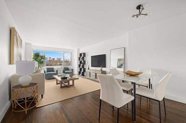 Building Photo - 2 bedroom in New York NY 10011 Unit 1216 Rental