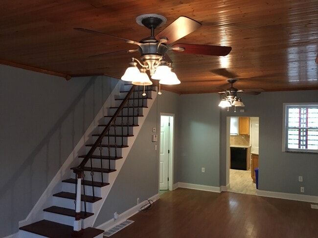 Photo - 3136 Agate St