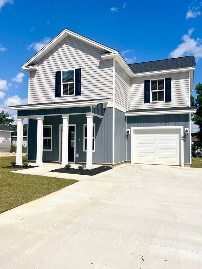 Building Photo - MOVE IN READY! BEAUTIFUL NEW home!!! ??? 3 Bedrooms, 2.5 Baths with garage