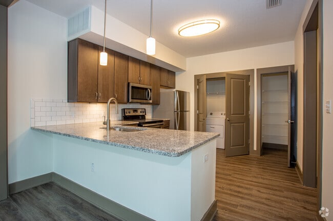 2BR, 2BA w/ Barn Door - Kitchen