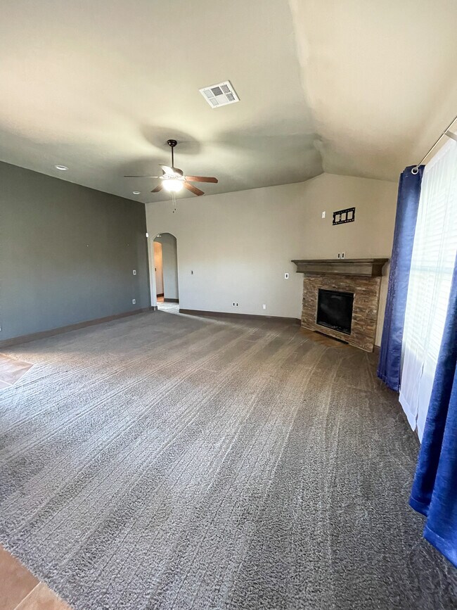 Photo - 2413 SW Edinburough Dr