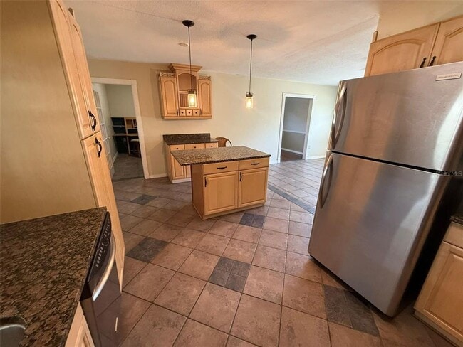 Photo - 18846 Ackerman Ave