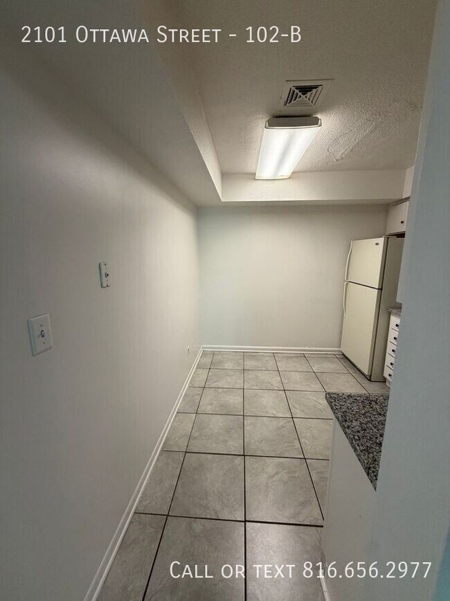 Photo - 2101 Ottawa St Unit 102-B