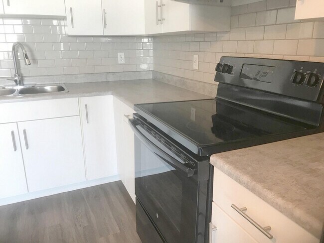 Photo - Hillview Estates