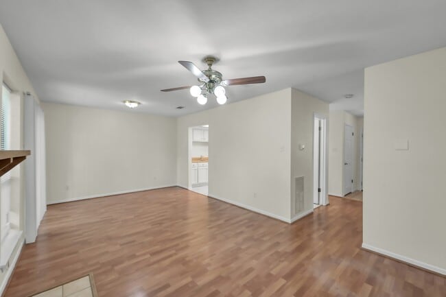 Photo - 26 Willowwood Cir