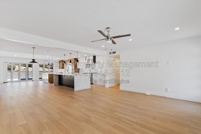 Photo - 8515 N 13th Pl