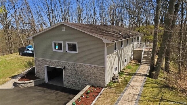 263 Oyster Bay Road