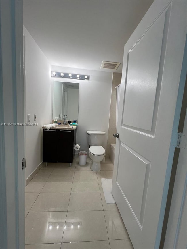 Photo - 480 NE 30th St Unit 2103