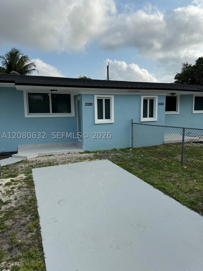 1220 NW 102nd St