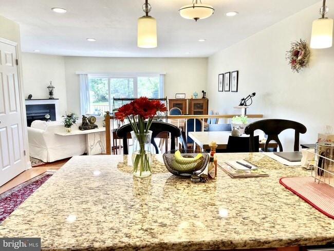 Photo - 302 Marten Rd