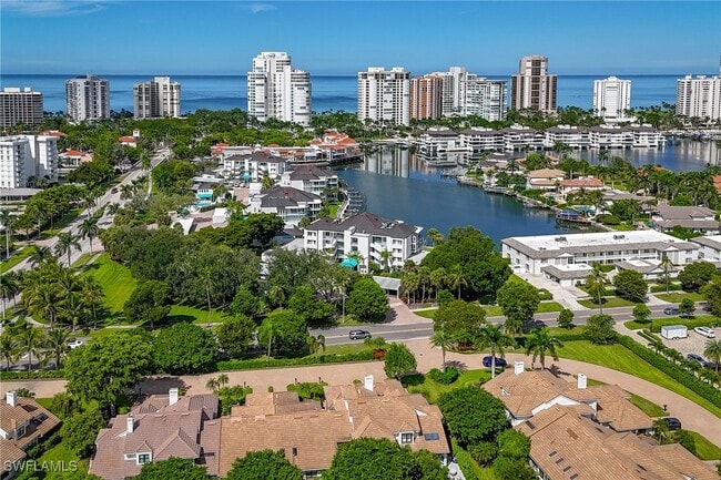 Photo - 4018 Crayton Rd Unit B2