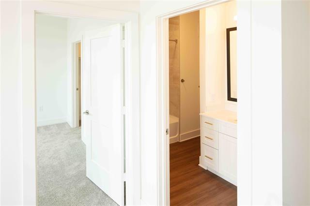 Photo - 108 N US Hwy 377 Unidad 301