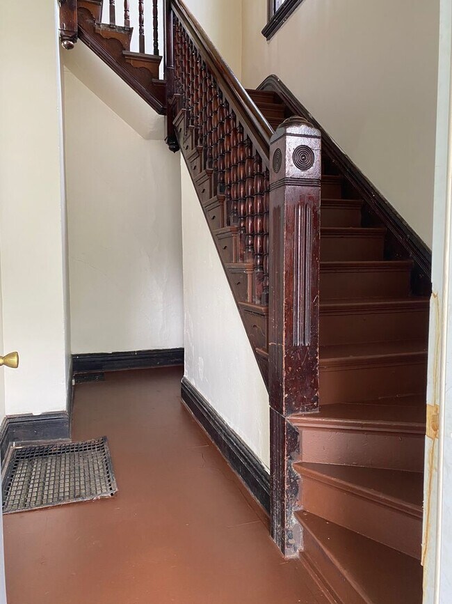 Photo - 2631 Victory Pkwy Unit #2