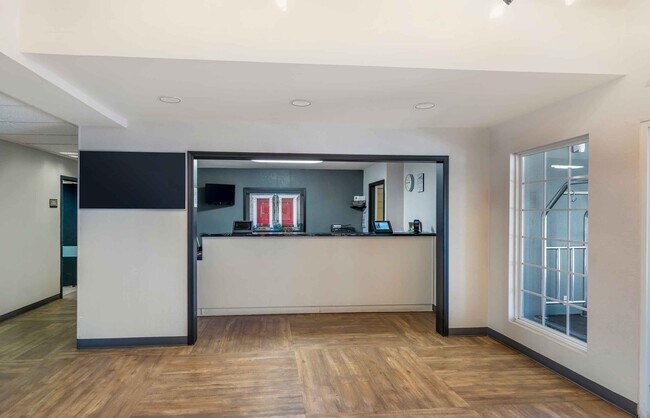 Furnished Studio-Denver-Tech Center South-Greenwood Village