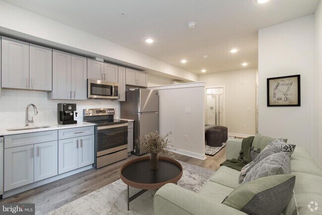 Building Photo - 19 S 44th St Rental