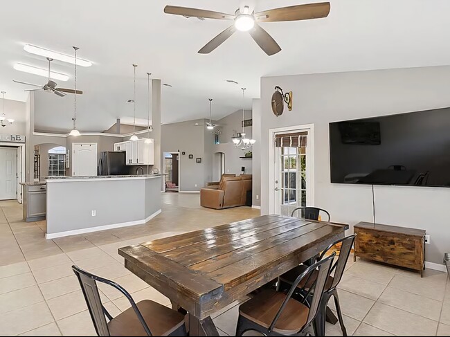 Photo - 1017 S Glen Meadow Loop