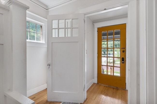 Photo - 3 Bedroom; 2 Bathroom near Hanscom Park!