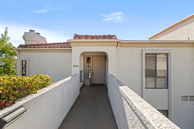 Photo - Stunning 2 bedroom *LAKE VIEW* condo for r... Unit 46