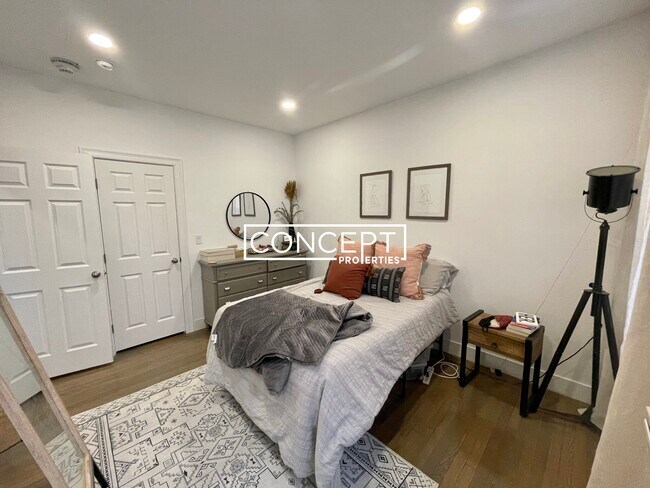 Photo - 11 Queensberry St Unit 15CP