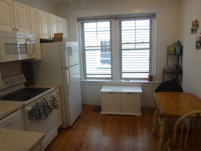 Photo - 85 Trowbridge St Unit 33