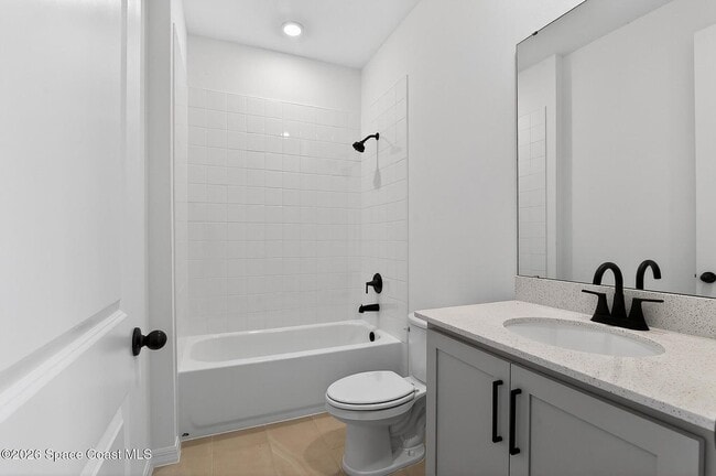 Photo - 1450 Victoria Blvd