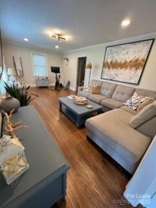 Photo - 312 Greenwood Ave