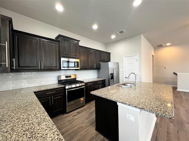 2101 Dillon Pond Ln Unit B