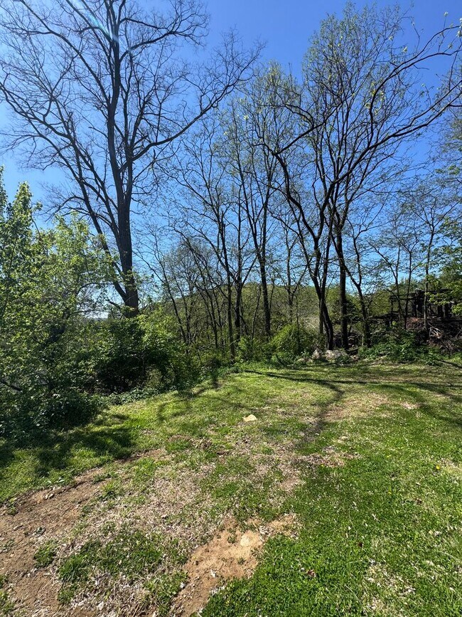 Photo - 465 Royal Manor Rd Unit #2