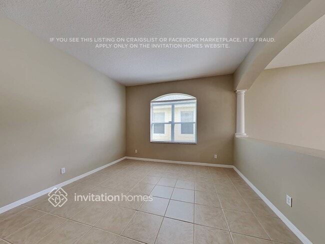 Photo - 332 Porchester Dr