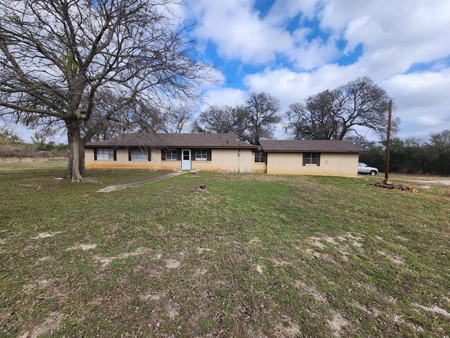 3/2.5 Home in Burnet County - 3/2.5 Home in Burnet County