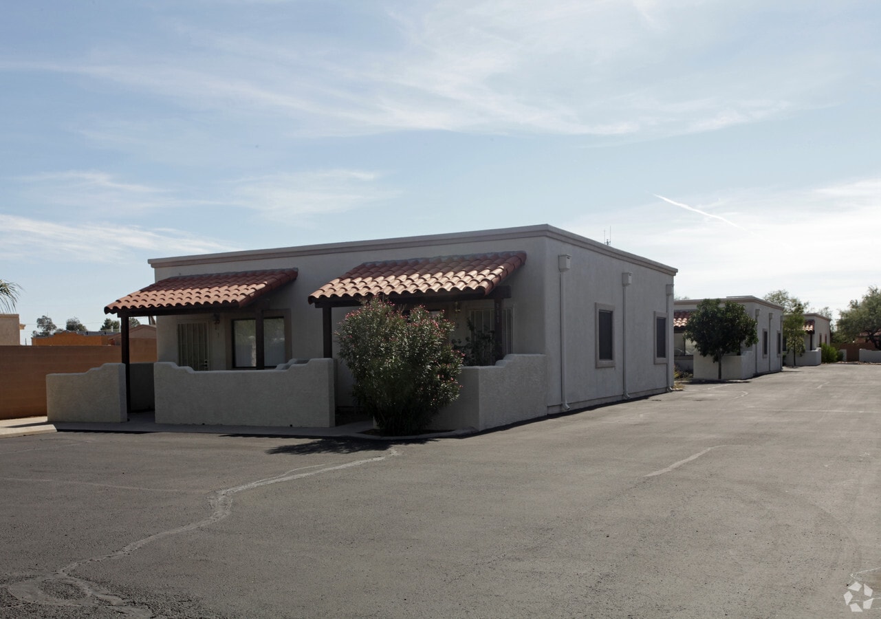 Pastime Suites - Pastime Suites