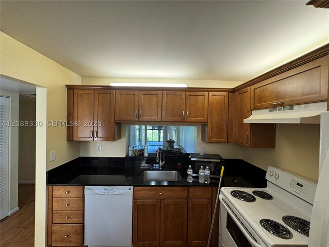 Photo - 10855 SW 112th St Unit 316