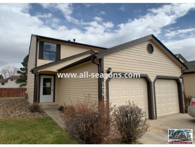 Southeast Townhome Close to Bases! - Southeast Townhome Close to Bases!