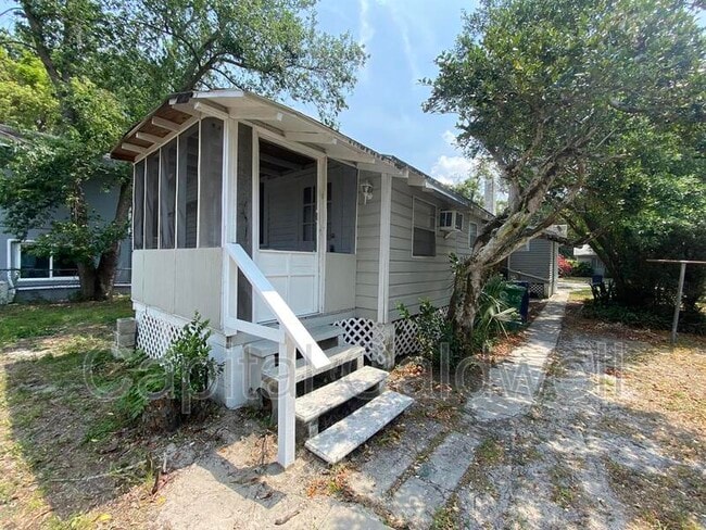 Photo - 304 E Hanna Ave Unit 304 B