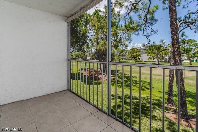 180 Turtle Lake Ct Unit 210