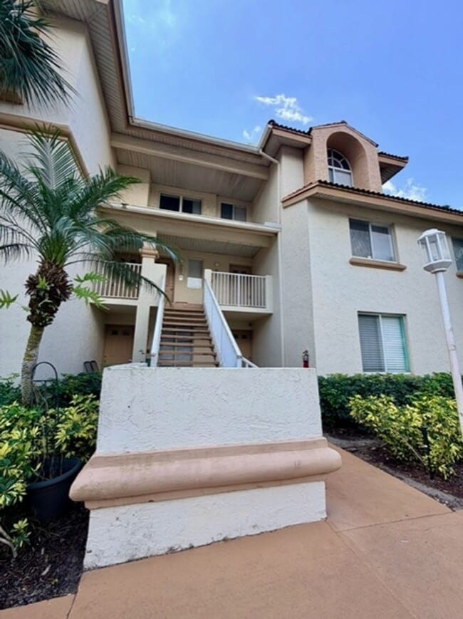 Building Photo - Great Condo in West Palm Beach