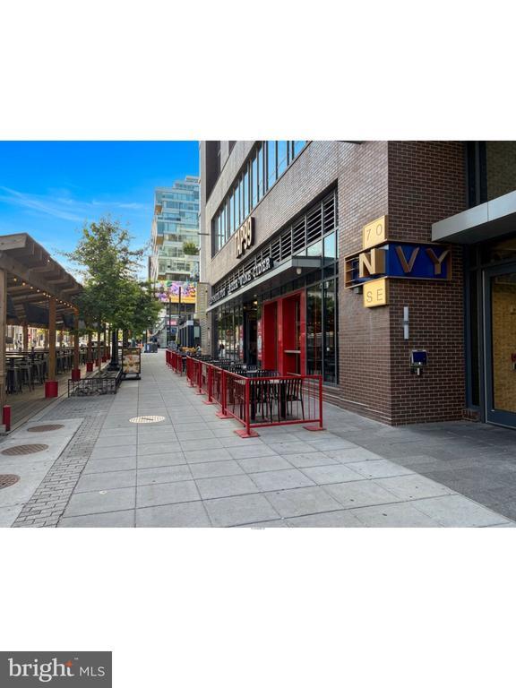 Building Photo - 70 N St SE Unit N912