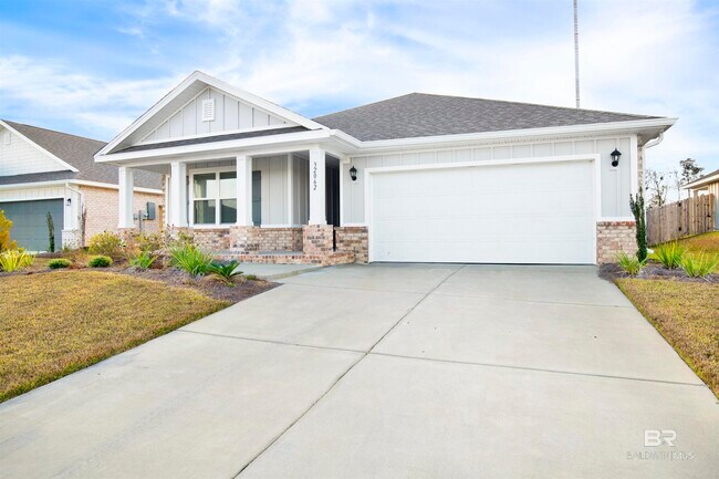 Photo - 32062 Lyon Rd