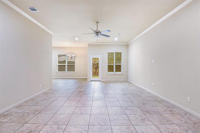 Photo - 729 Smyth St