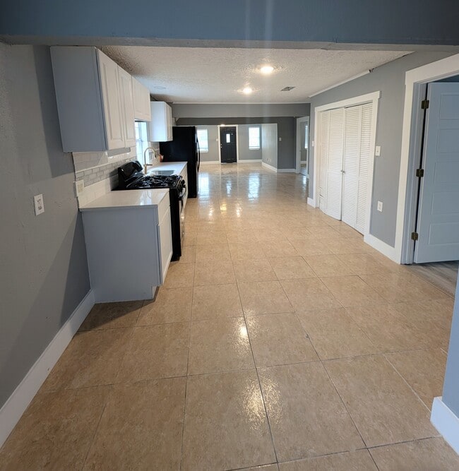 Photo - 1322 N Brents Ave