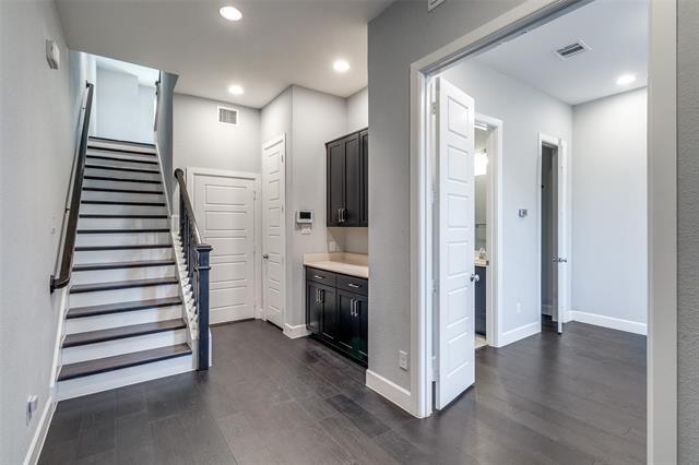 Photo - 1348 Arch Pl