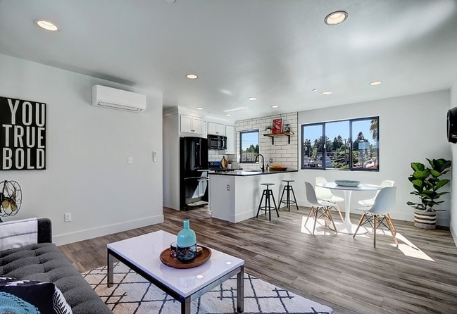 Photo - Gallaway Apartments