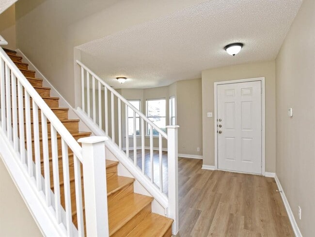 Photo - 1307 Chalk Ln
