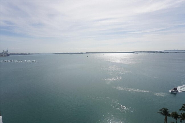 Building Photo - 808 Brickell Key Dr Unit 1508