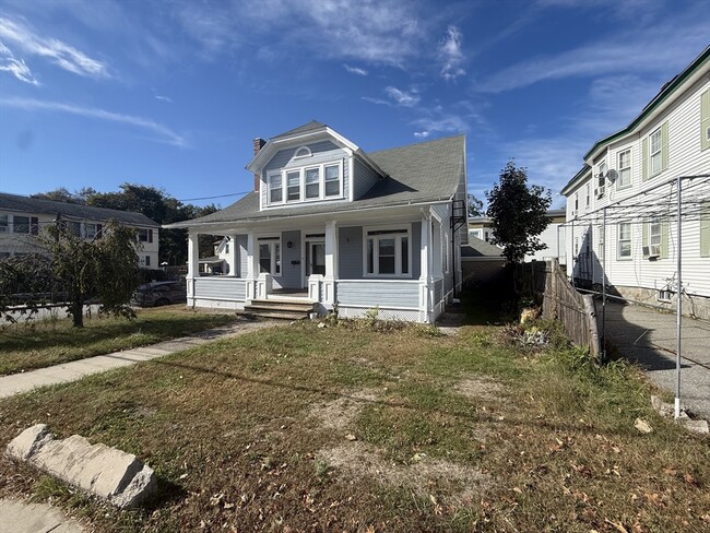 Photo - 66 Riverside St