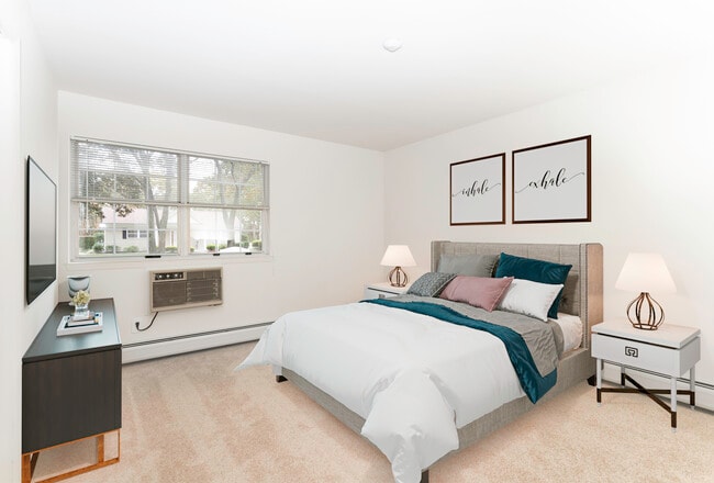 Photo - Pine Hills South