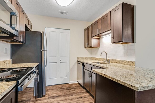 Photo - Glen at Bogey Hills