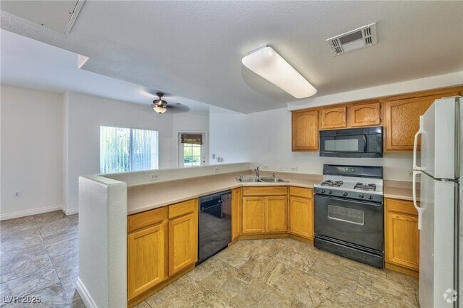 Building Photo - 3400 Cabana Dr Unit 1060 Rental