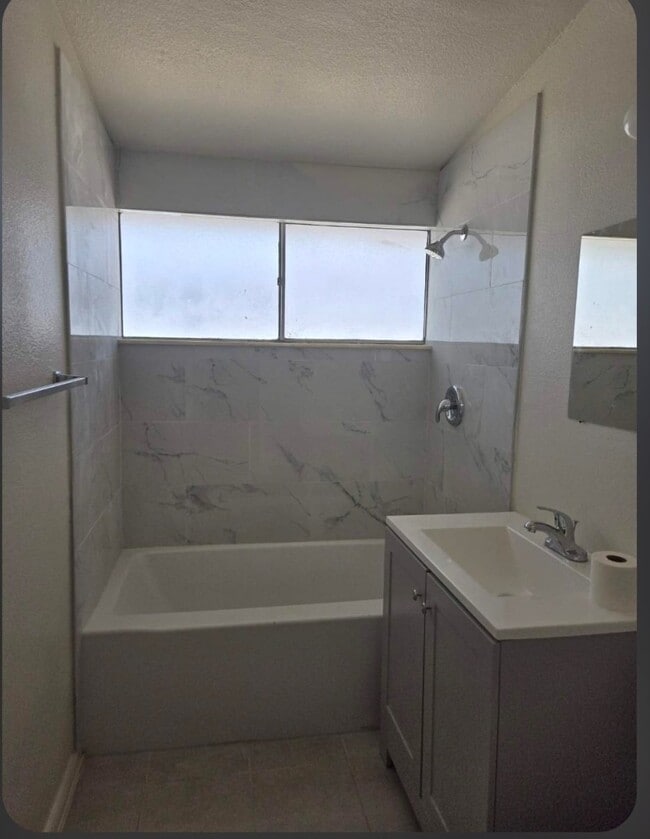 Photo - 221 Milinane Dr